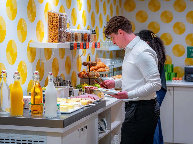 ibis Styles Paris 15 Lecourbe image