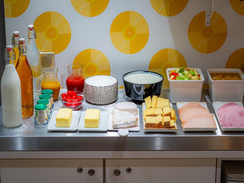 ibis Styles Paris 15 Lecourbe image