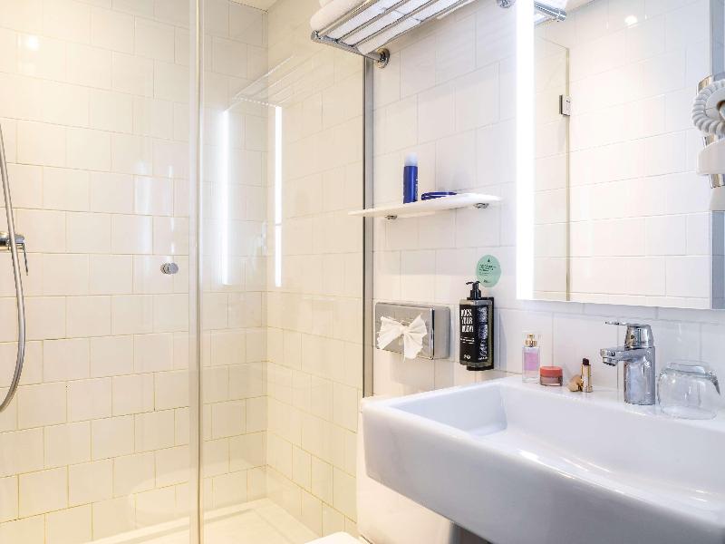 ibis Styles Paris 15 Lecourbe image