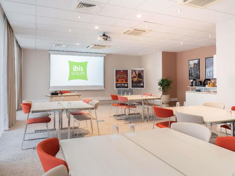 ibis Styles Paris Porte d'Orléans image