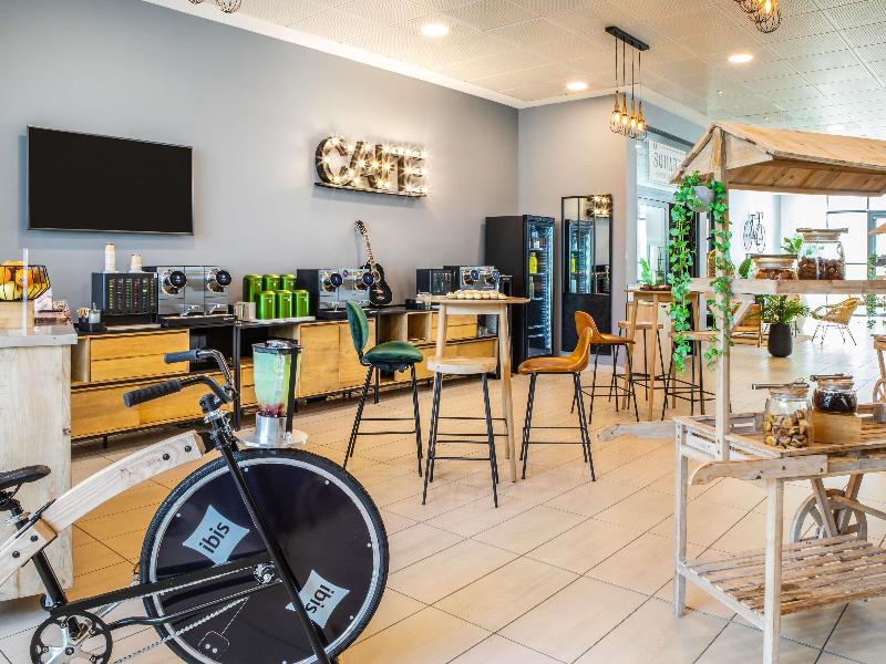 ibis Paris CDG Airport image