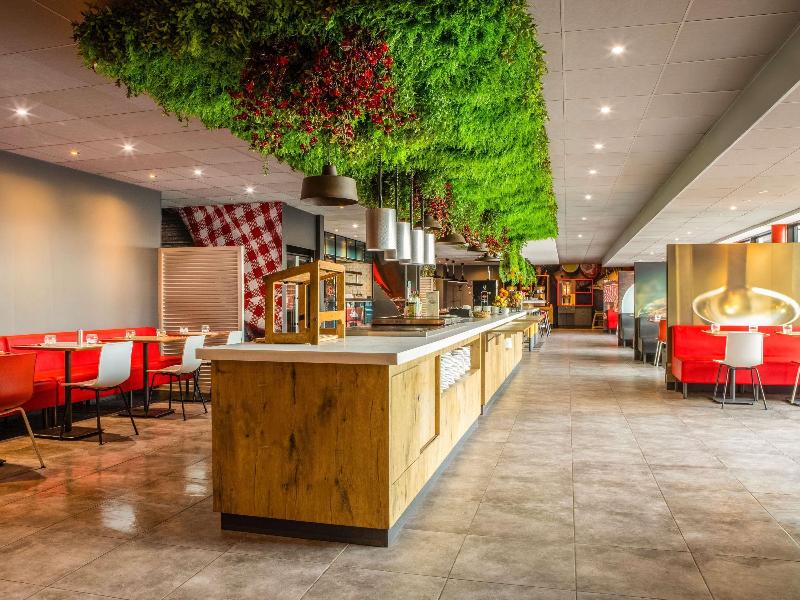 ibis Paris CDG Airport image