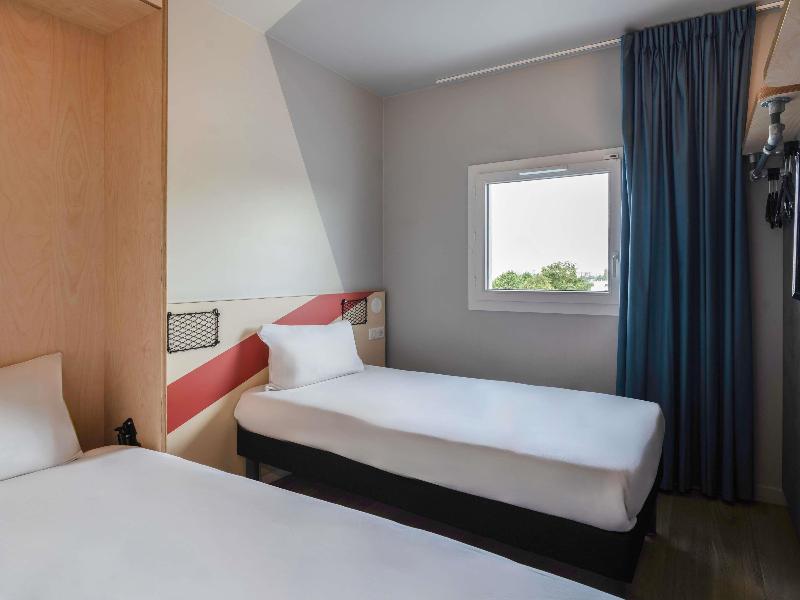 Ibis Budget Villemomble image