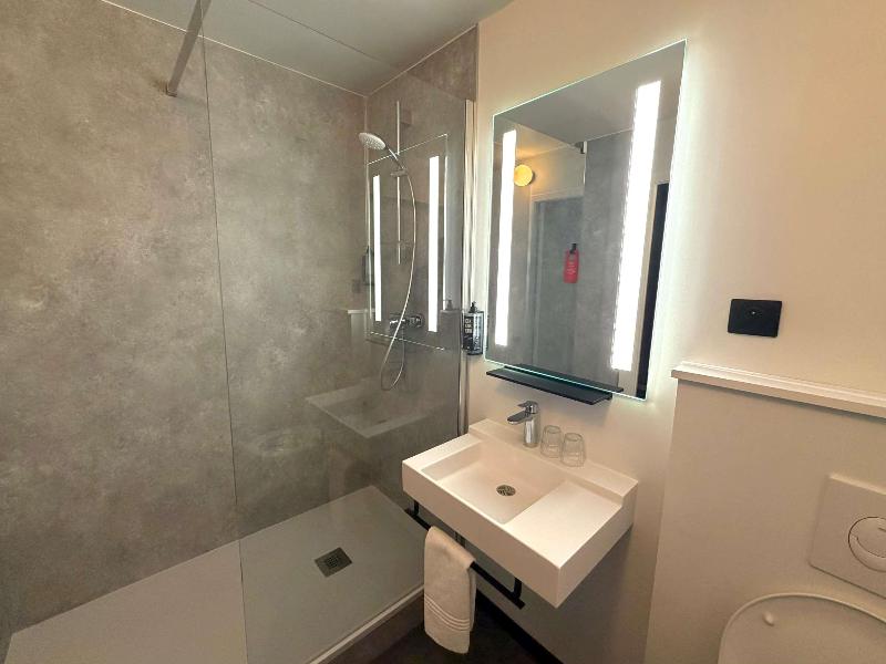ibis Rennes Beaulieu image