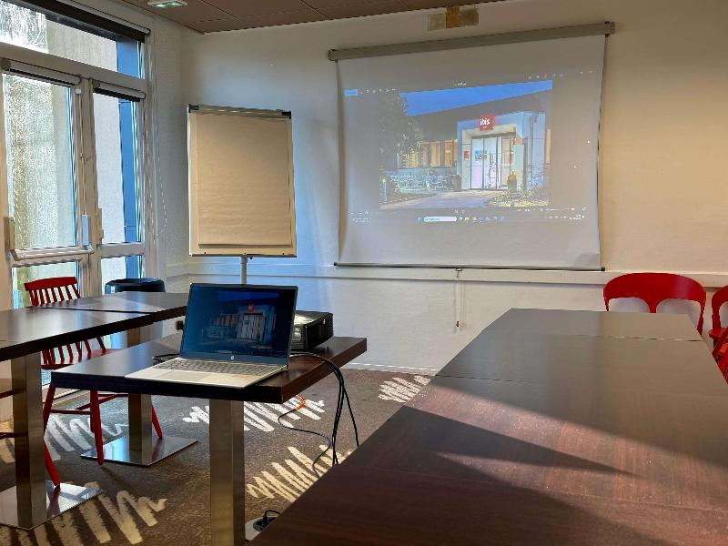 ibis Rennes Cesson image