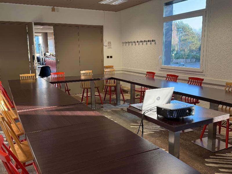 ibis Rennes Cesson image