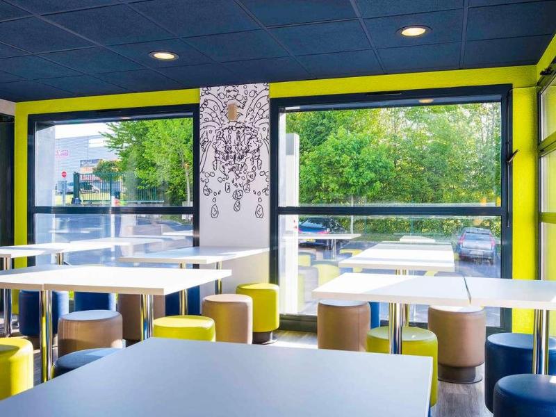 Ibis Budget Rennes Route De Saint Malo image