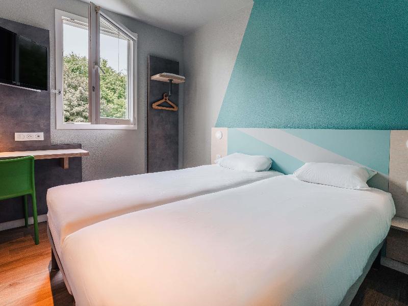 Ibis Budget Rennes Route De Saint Malo image