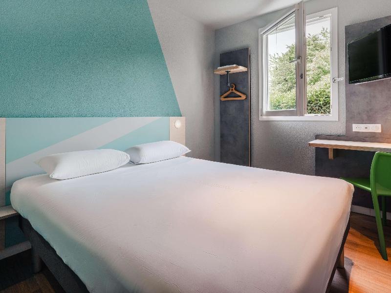 Ibis Budget Rennes Route De Saint Malo image