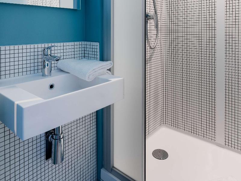 Ibis Budget Rennes Route De Saint Malo image