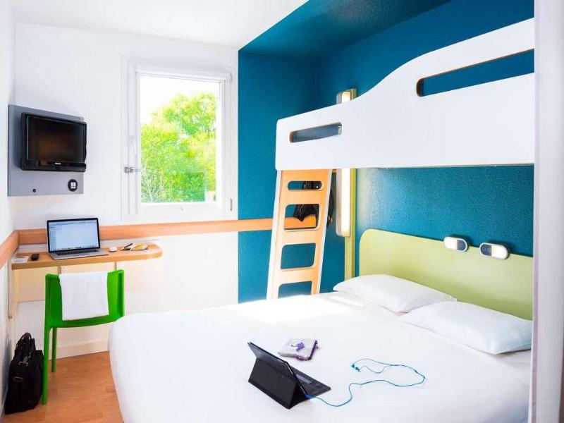 Ibis Budget Rennes Route De Saint Malo image