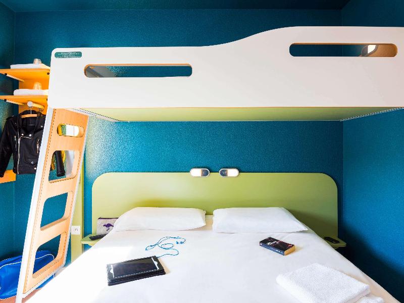 Ibis Budget Rennes Route De Saint Malo image