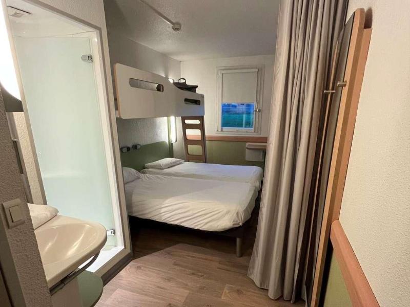Ibis Budget Rennes Route De Saint Malo image