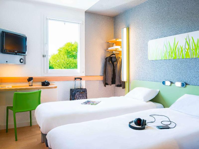 Ibis Budget Rennes Route De Saint Malo image