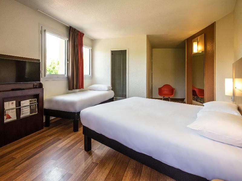 ibis Château-Thierry image