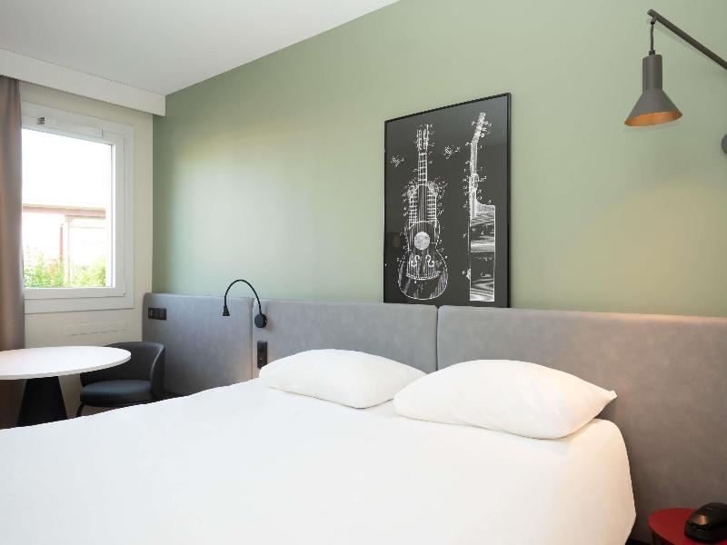 ibis Reims Tinqueux image