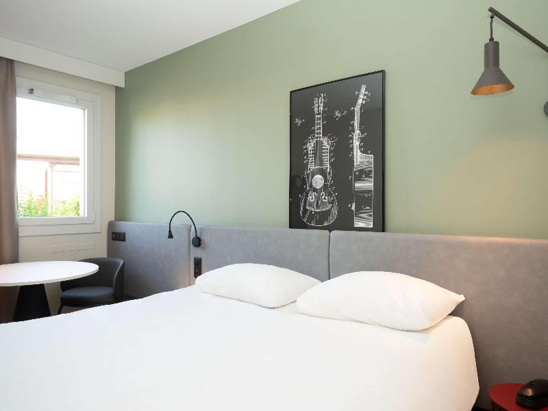 ibis Reims Tinqueux image
