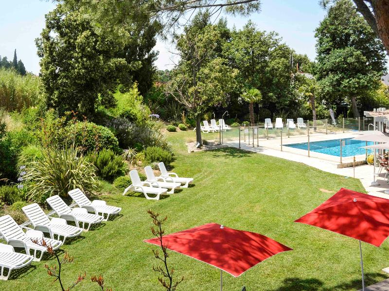 ibis Salon-de-Provence Sud image