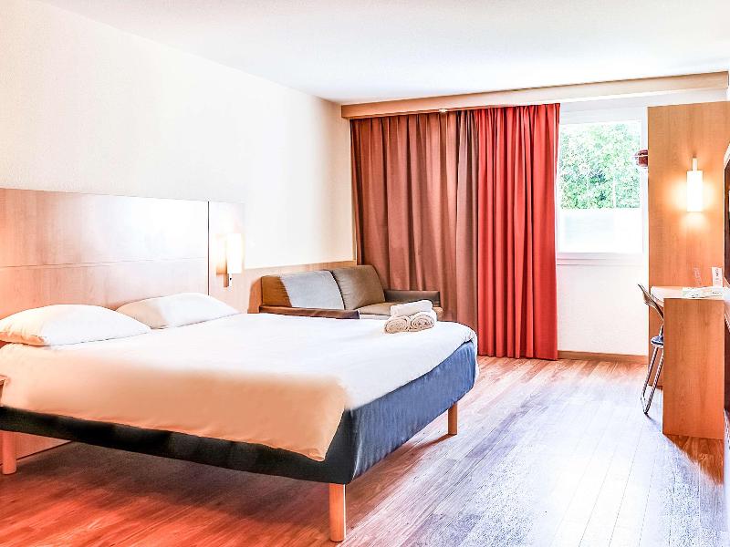 ibis Salon-de-Provence Sud image