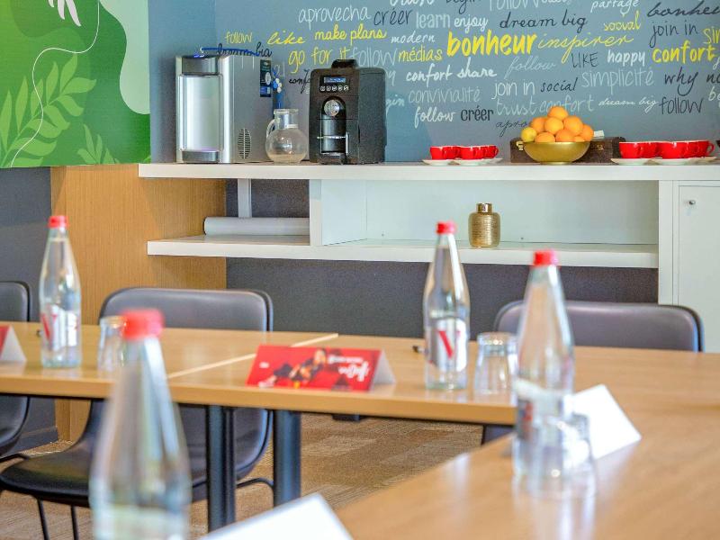 ibis Salon-de-Provence Sud image