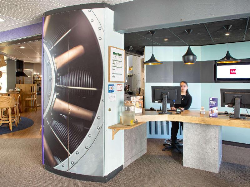 ibis Salon-de-Provence Sud image