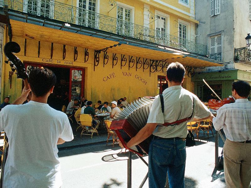 ibis Salon-de-Provence Sud image