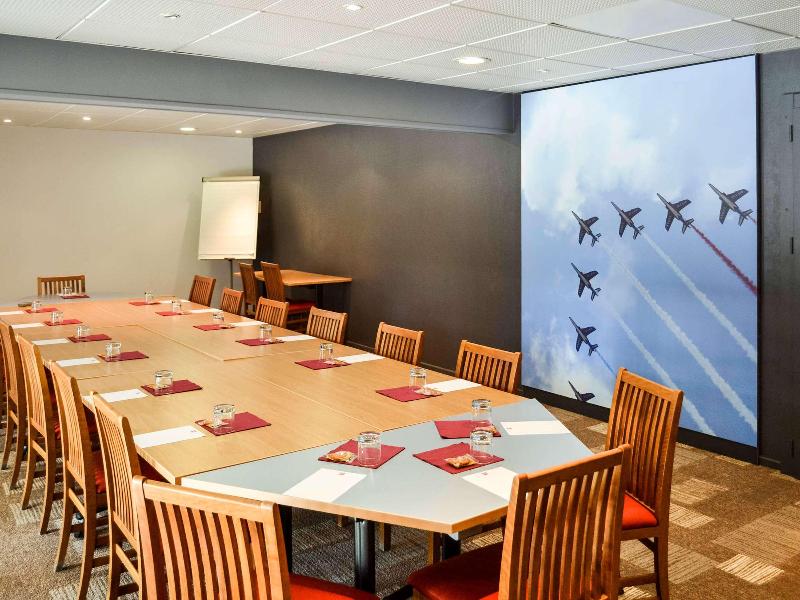 ibis Salon-de-Provence Sud image