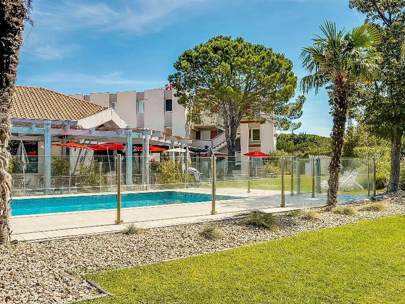 ibis Salon-de-Provence Sud image