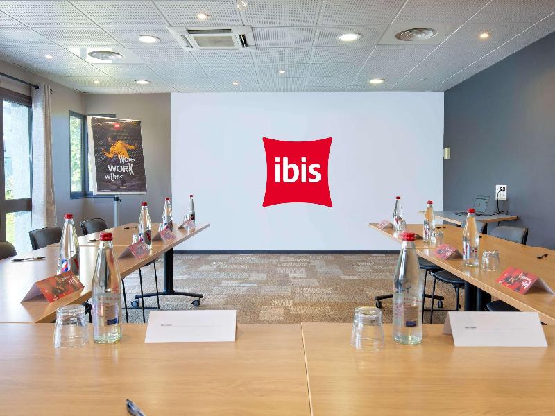 ibis Salon-de-Provence Sud image