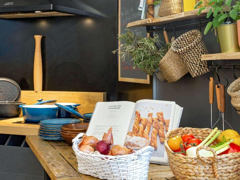 ibis Salon-de-Provence Sud image
