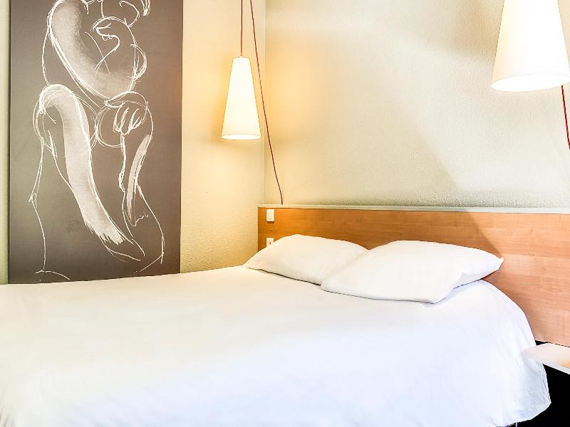 ibis Salon-de-Provence Sud image