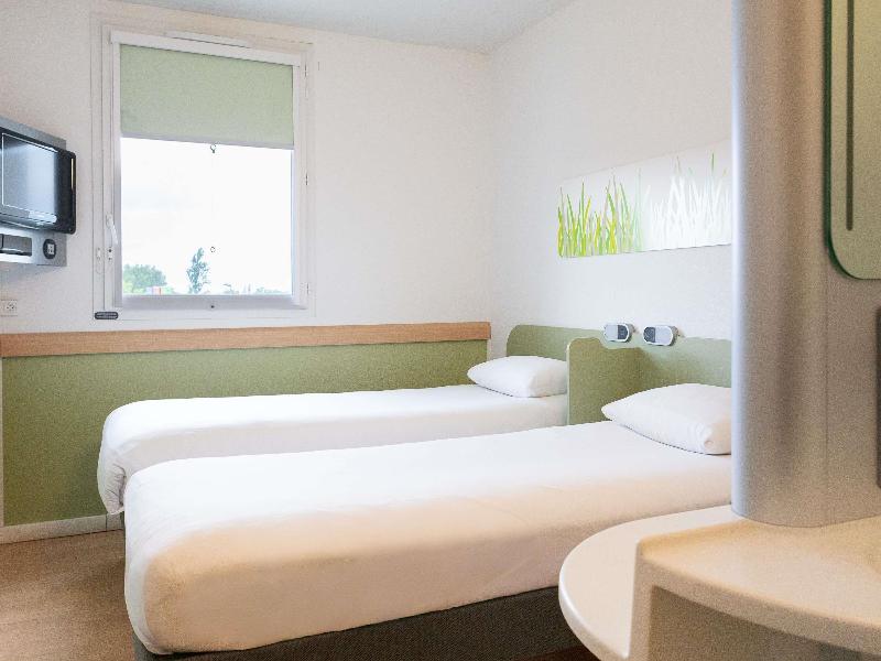 ibis budget Montauban Les Chaumes image