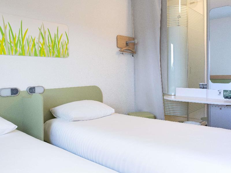 ibis budget Montauban Les Chaumes image