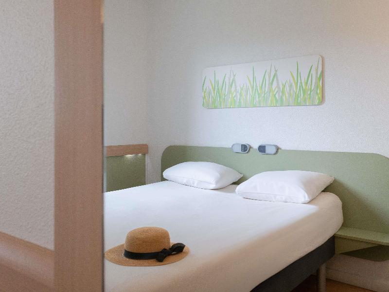 ibis budget Montauban Les Chaumes image