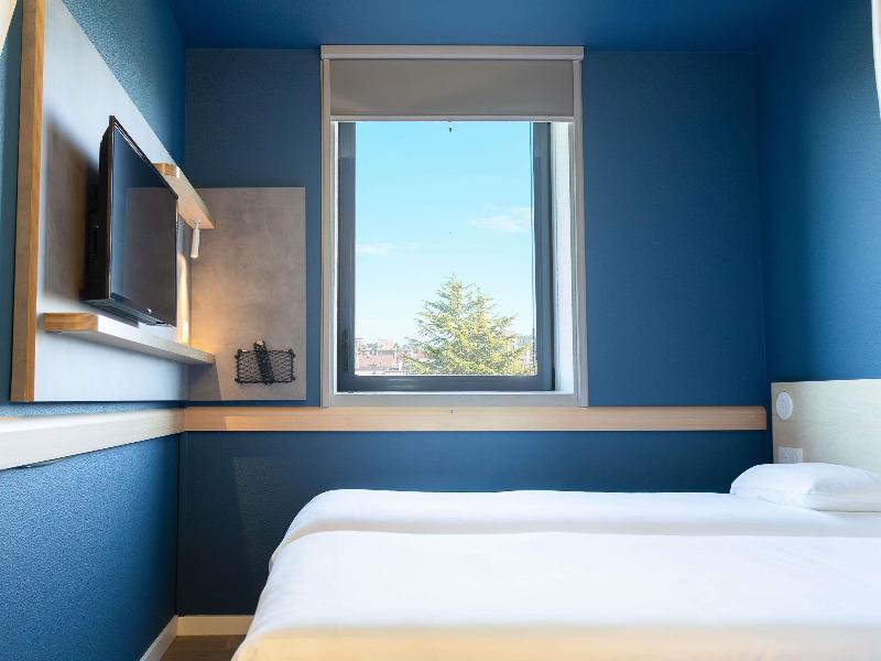 ibis budget Toulouse Airport image