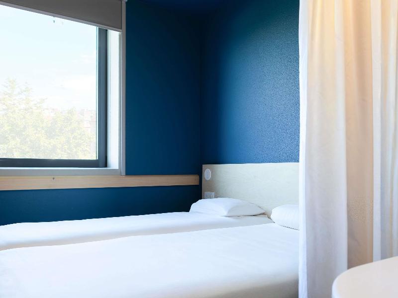 ibis budget Toulouse Airport image