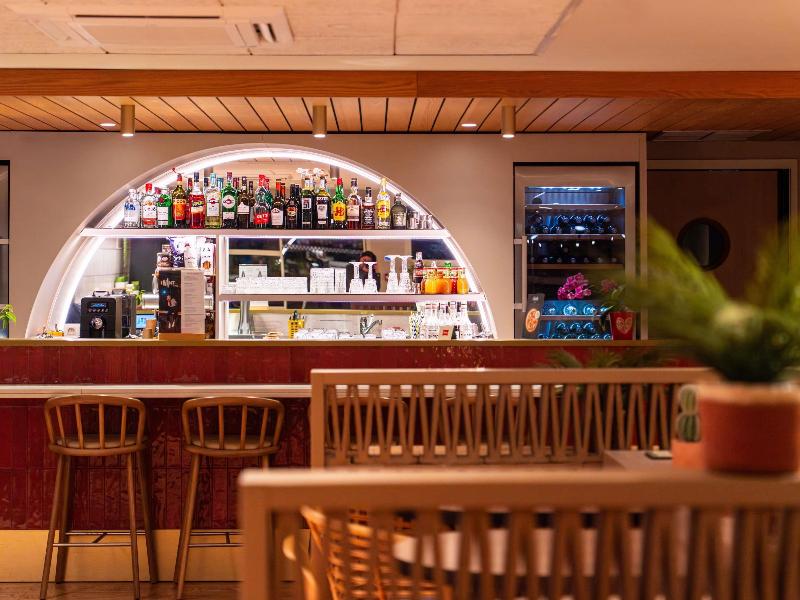 ibis Golfe de Saint Tropez image