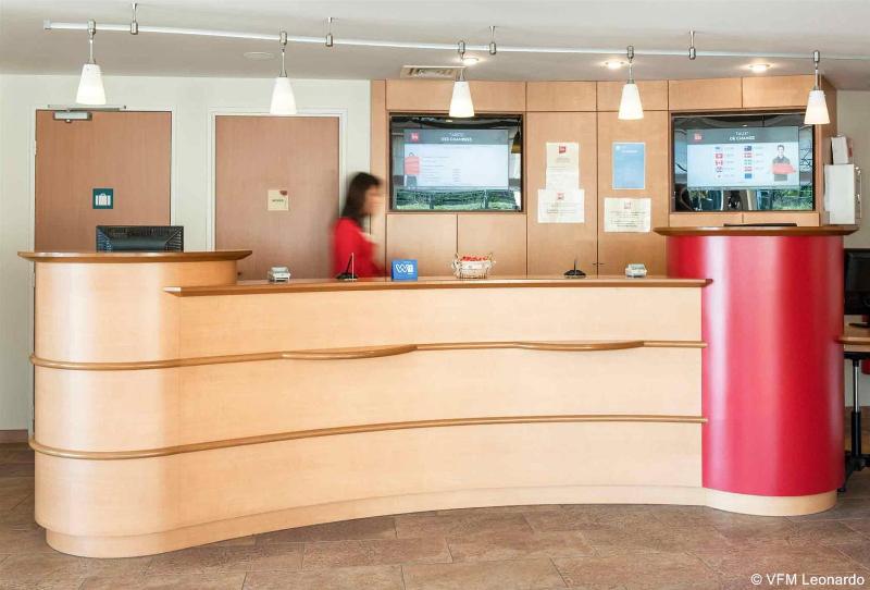 ibis Golfe de Saint Tropez image