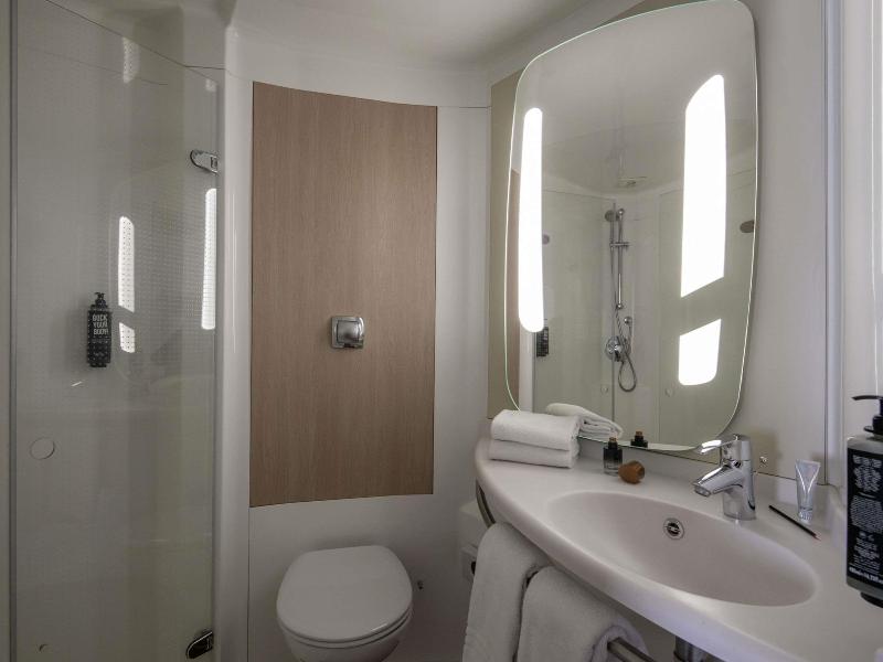 ibis Golfe de Saint Tropez image