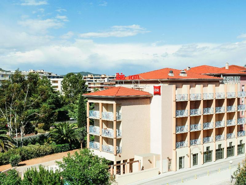 ibis Hyeres Centre image
