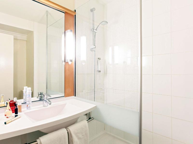 ibis Hyeres Centre image