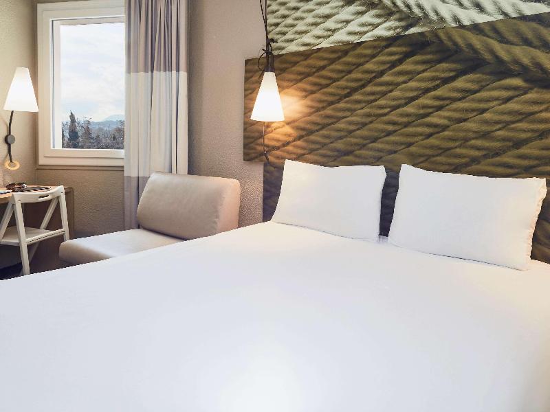 ibis Toulon La-Seyne image