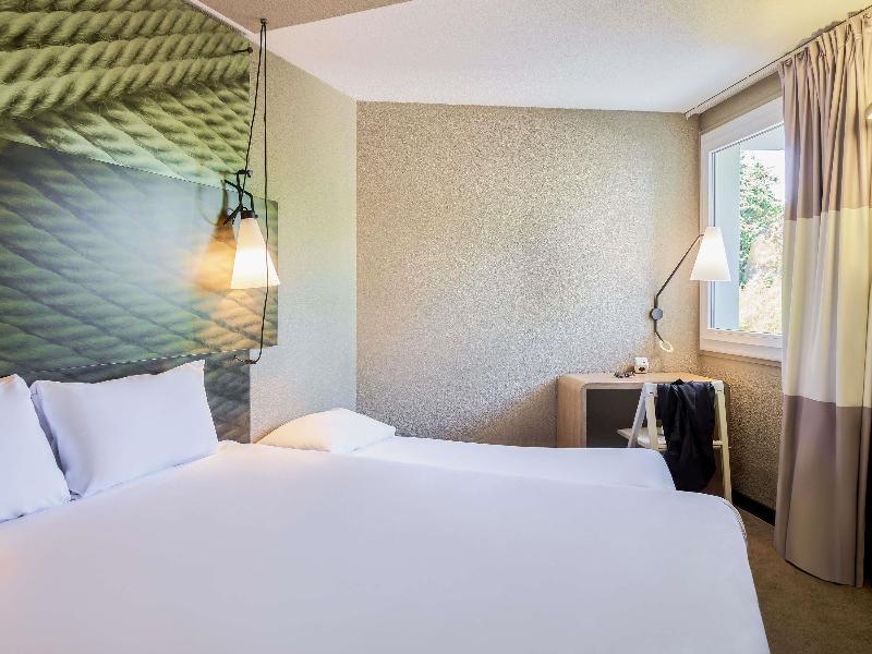 ibis Toulon La-Seyne image
