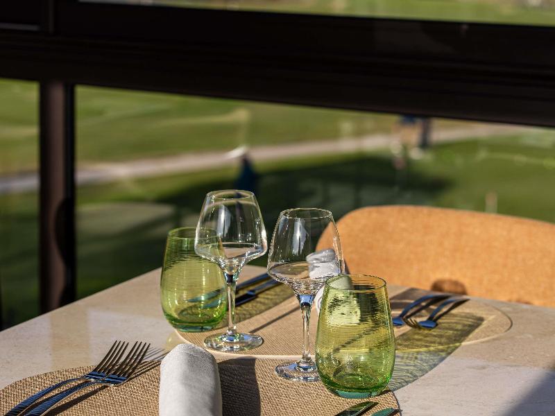 Mercure Brignoles Golf de Barbaroux & Spa image
