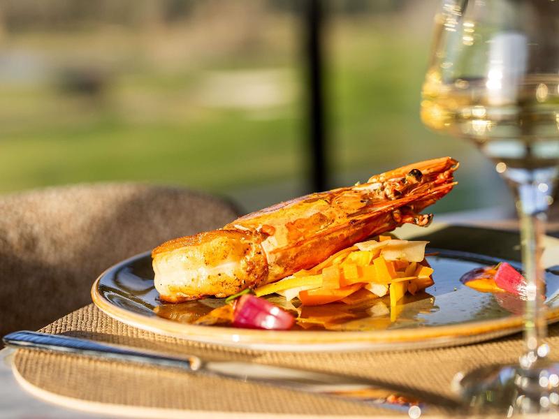 Mercure Brignoles Golf de Barbaroux & Spa image