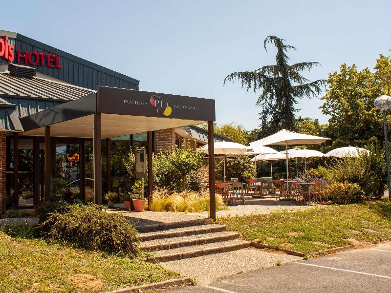 ibis Amboise image