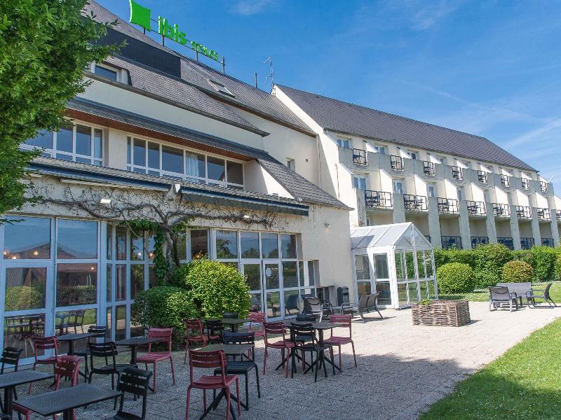 ibis Styles Chinon image