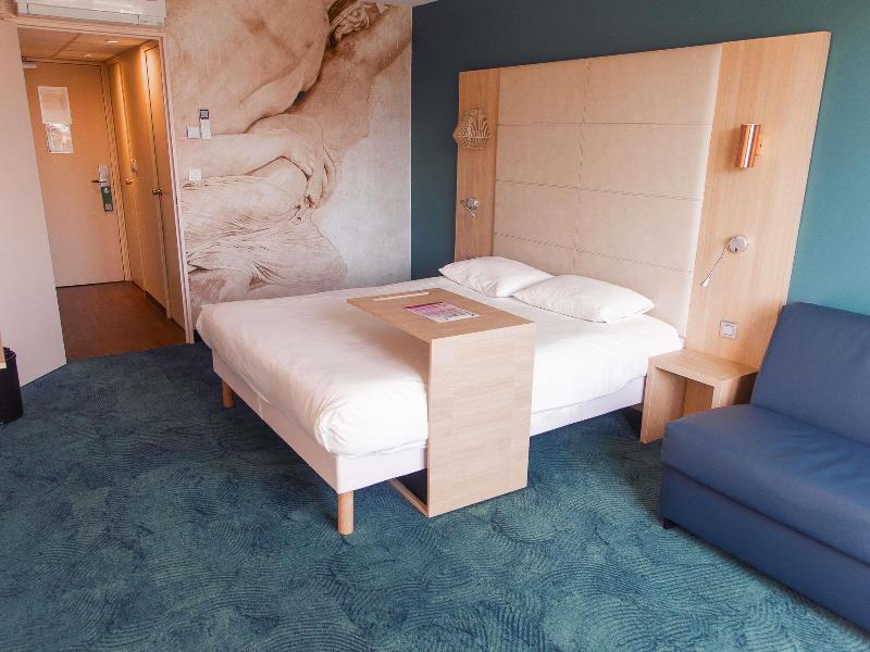 ibis Styles Chinon image