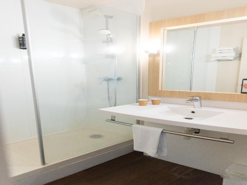 ibis Styles Chinon image