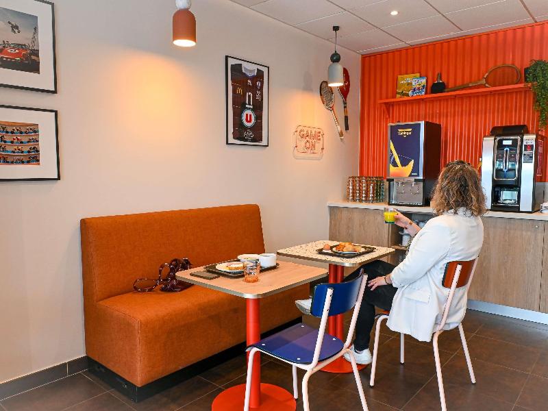 ibis budget Tours Nord image